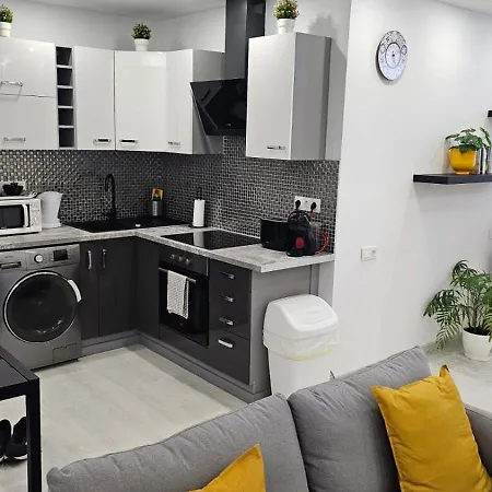 Papagayo * Арона